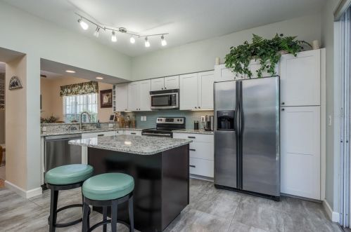 553 Vista Trail Ct, Palm Harbor FL  34683-5260 exterior