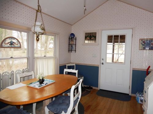 235 Skyway Dr, Edgerton WI  53534-8444 exterior
