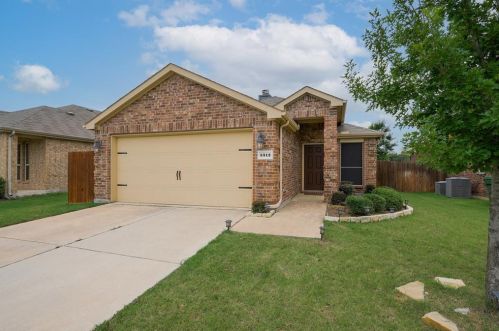 1312 Cheyenne Dr, Aubrey, TX 76227