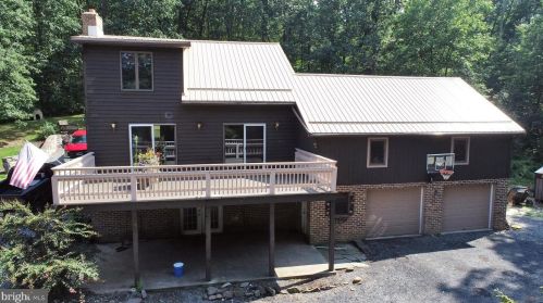4690 Spring Rd, Shermansdale, PA 17090-9404