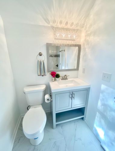 2139 Inner Cir, Hammond IN  46321-3214 exterior