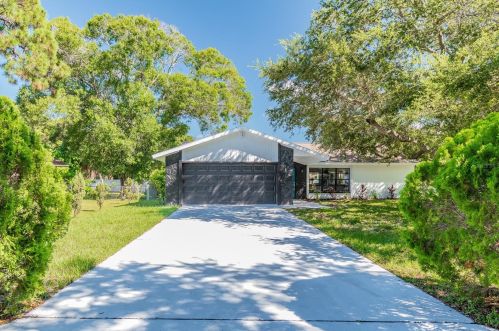 6101 18th St, Saint Petersburg, FL 33712-4911