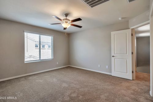 3907 79th Dr, Phoenix AZ  85043 exterior