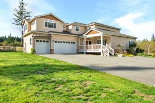 631 Riverview Dr, Bremerton, WA 98312-9615