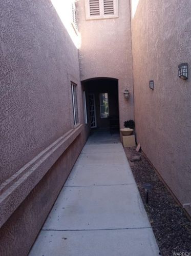 1312 Lause Rd, Bullhead City, AZ 86442-7853