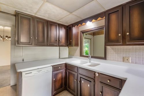 1230 Biddle Rd, Sugar Grove Lake OH  44833-9333 exterior