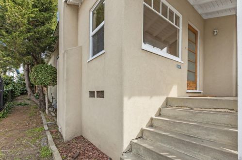 3542 Poe St, San Diego, CA 92106-1807
