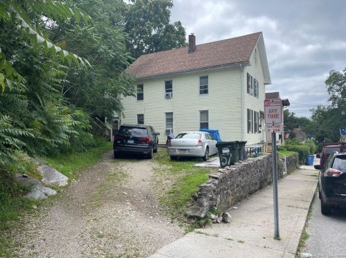 57 Division St, Norwich CT  06360-4629 exterior