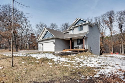 2300 32nd Ave, Spectacle Lake, MN