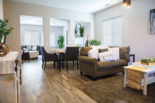 1172 Shooting Star Dr, Beaumont CA  92223-8437 exterior