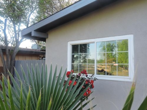 6577 Melrose Dr, North Highlands CA  95660-4378 exterior