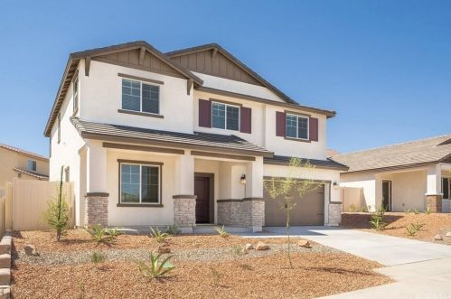 16890 Desert Star St, Victorville, CA 92394-1468