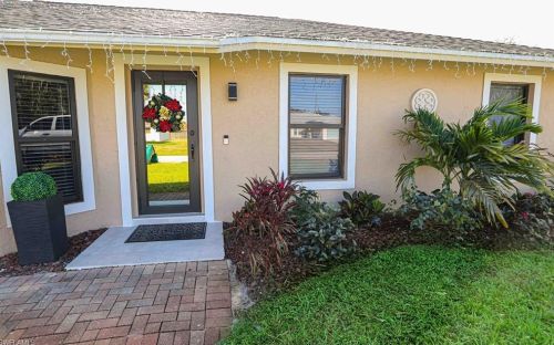 4500 28th Ave, Naples, FL 34116-7834