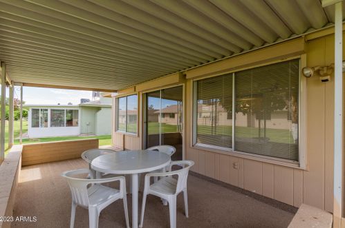 10522 Saratoga Cir, Sun City AZ 85351-2113 exterior