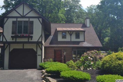 885 Alpine Dr, Hummelstown, PA 17036-9751