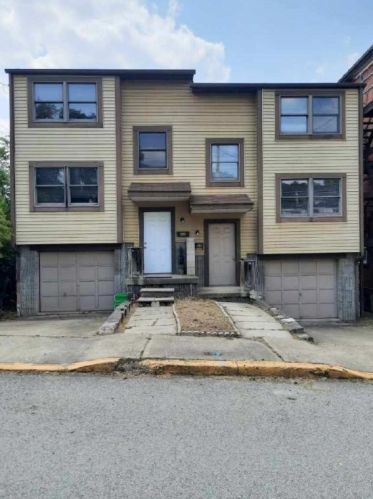 323 Brinton Ave, Trafford, PA 15085-1035