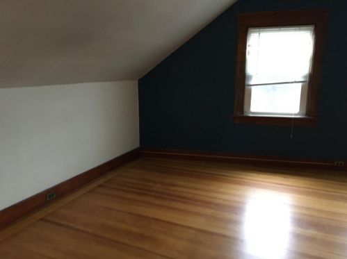 56 Middleton Ave, Middletown RI  02840-3657 exterior