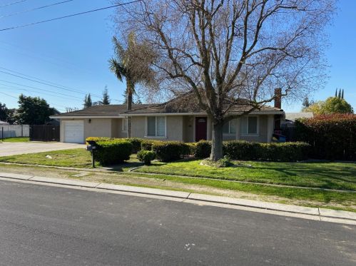 5119 Curtis St, Salida, CA 95368-8910