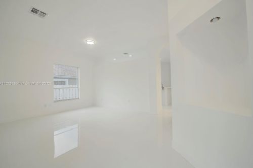 1260 144th Ave, Hollywood FL  33028-2921 exterior