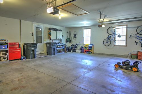 710 Willow Bend Dr, Waterford WI  53185-4281 exterior