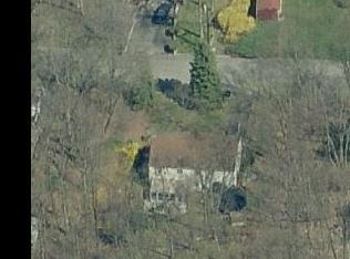 8 Roger Ct, Skyline Lakes, NJ 07456-2413