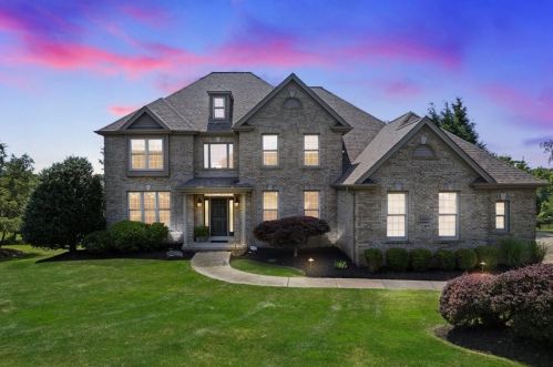 4109 Fairway Dr, Gibsonia, PA 15044-6138