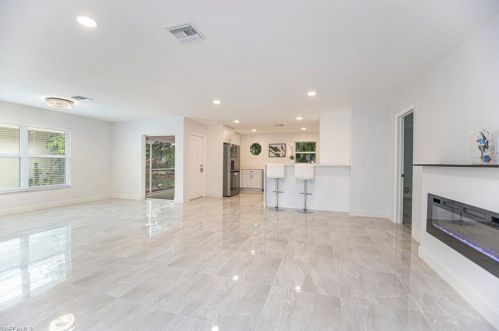 11 Rivard Rd, Naples, FL 34112-0225