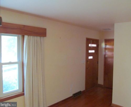 12180 Montford Rd, Madison Mills VA  22960-2017 exterior