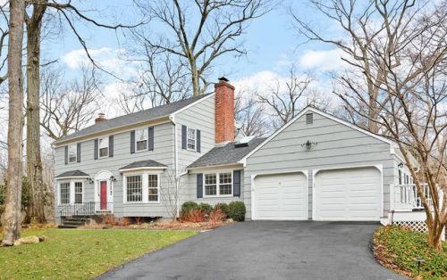 17 Cecilia Ln, Pleasantville, NY 10570-1518