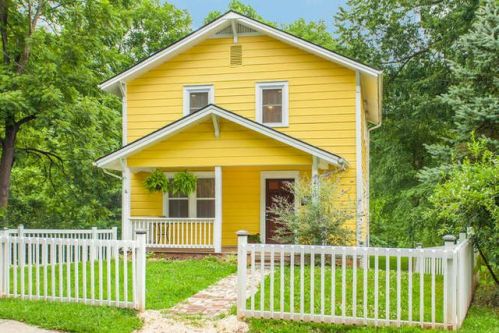 456 Sand Hill Rd, Asheville, NC 28806-2625