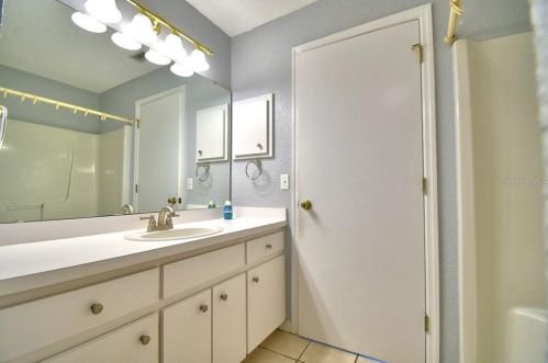 6518 Ami Ann Ct, Lakeland FL  33813-4445 exterior
