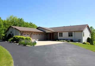 4863 Bunker Hill Ct, Colgate, WI 53017-9757