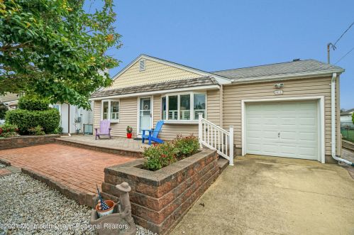 411 Richard Ave, Point Pleasant Beach NJ  08742-2646 exterior
