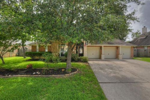 1807 Pembrook Cir, Conroe, TX 77301-4146