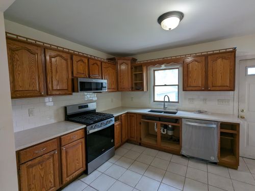 3609 Murray Ave, Milwaukee WI  53211-2527 exterior