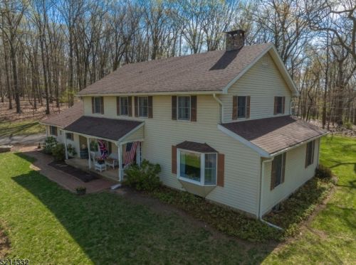 86 Mount Kipp Rd, Glen Gardner, NJ 08826-3226