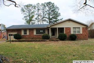 1925 Woodmead St, Decatur, AL 35601-3652