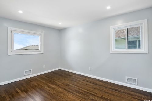 2512 April Ln, North Bellmore NY  11710-5113 exterior