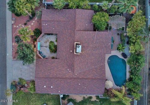 7210 17 Ave, Phoenix AZ 85027-5307 exterior