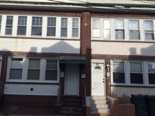 27 Trenton Ter, Atlantic City NJ  08401-6018 exterior