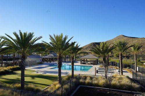 34149 Dianthus Ln, Lake Elsinore CA  92532-2983 exterior