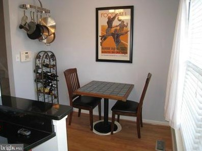 2128 Dominion Heights Ct, Falls Church VA  22043-2562 exterior