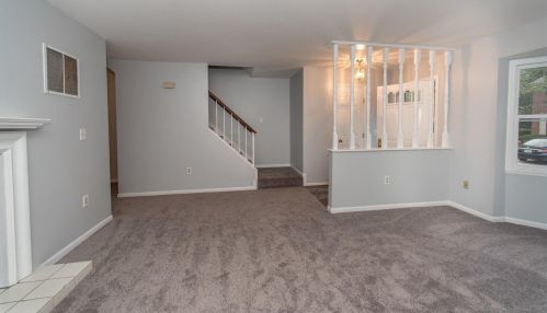 9105 Dominion Cir, Cincinnati OH  45249-8404 exterior