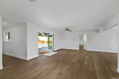2160 13th St, Encinitas CA  92024-6801 exterior