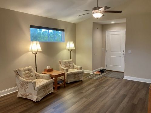 210 Ridgecrest Pkwy, Saint George Island FL  32328-3377 exterior