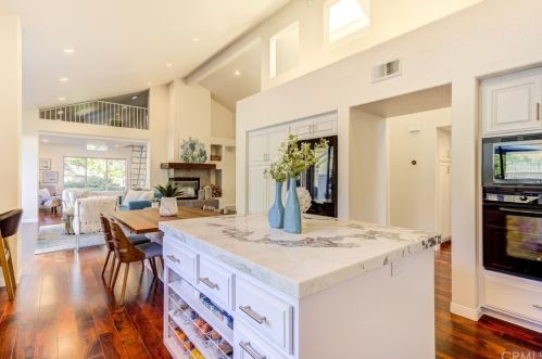 462 Mercedes Ln, Pismo Beach CA  93420-2658 exterior