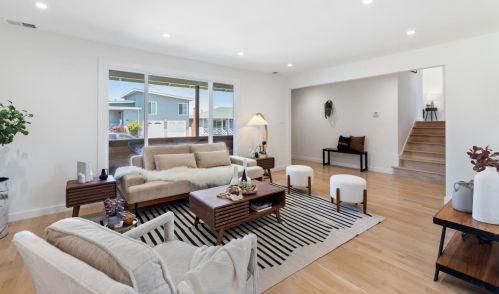 347 Paramount Dr, Millbrae CA  94030-1324 exterior