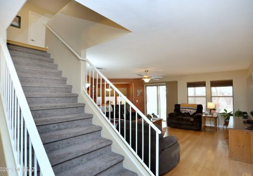 3944 Pine Creek Way, Tucson AZ 85745-7115 exterior