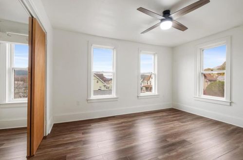 205 South St, Slatington PA  18080-1838 exterior