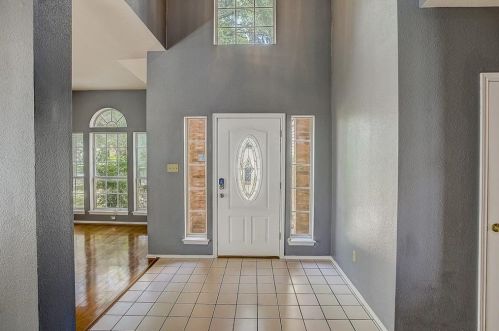 100 Parque Cir, Georgetown TX 78626-4537 exterior